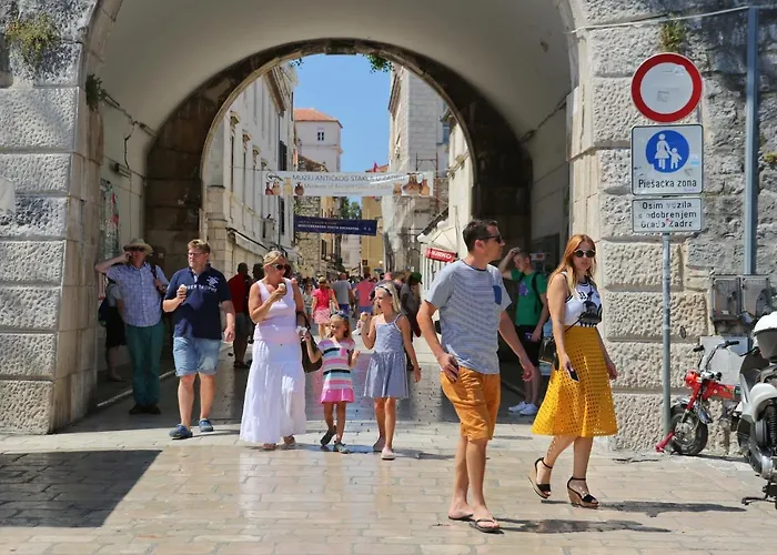 Dani דירה זאדאר